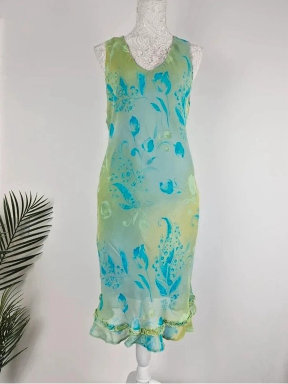 Sleeveless Floral V-Neck Maxi Dress in Aqua Green